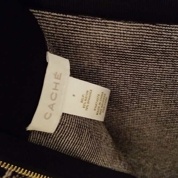 Cache skirt suits ,size small - Picture 5 of 6